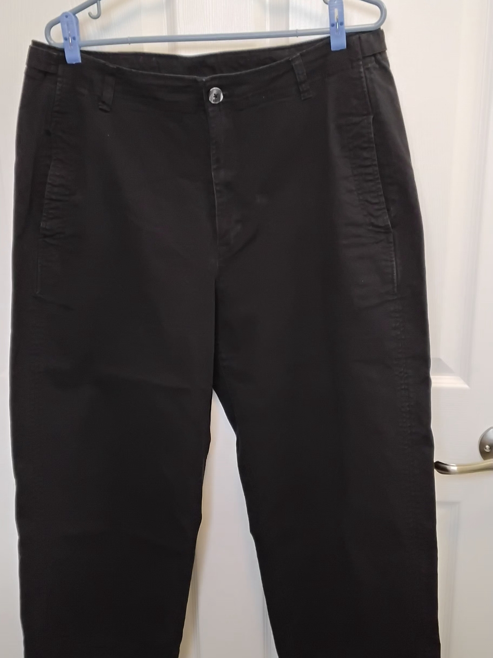 Old Navy Black Womens Chinos - Classic Straight Fit‎